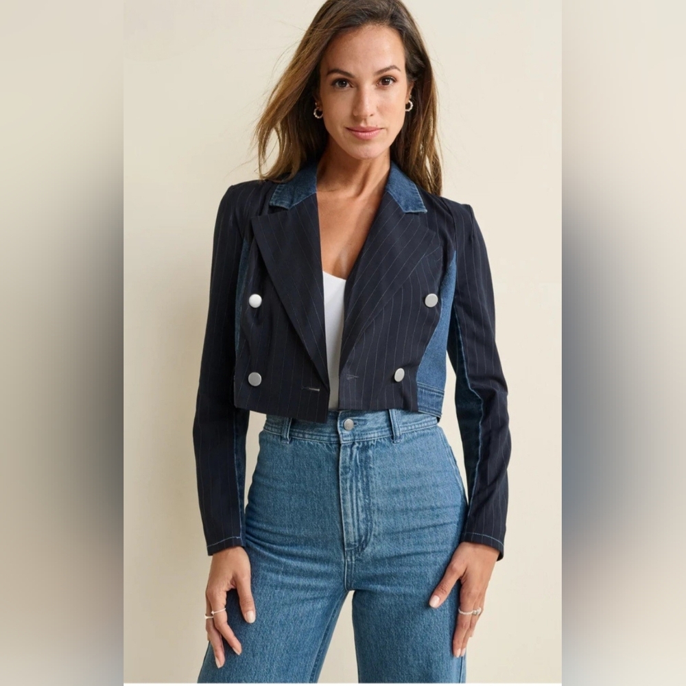 NWT VENUS Blue Denim Mixed Crop Blazer